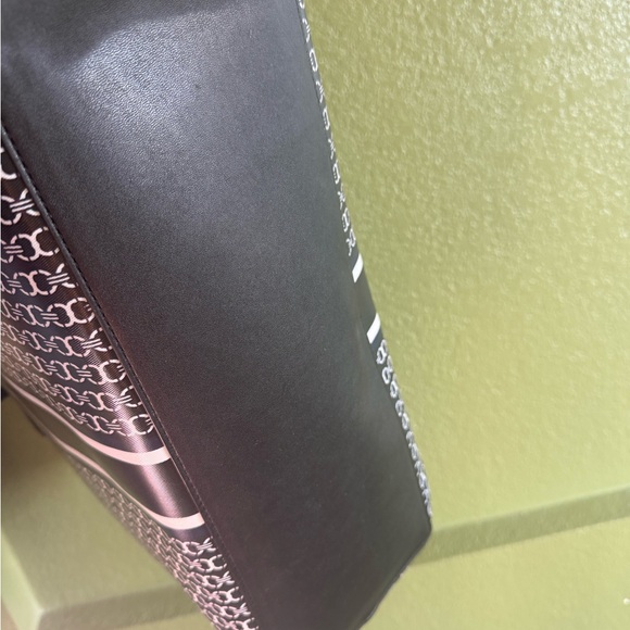 Tory Burch Black and White Patterned Tote - Picture 7 of 7